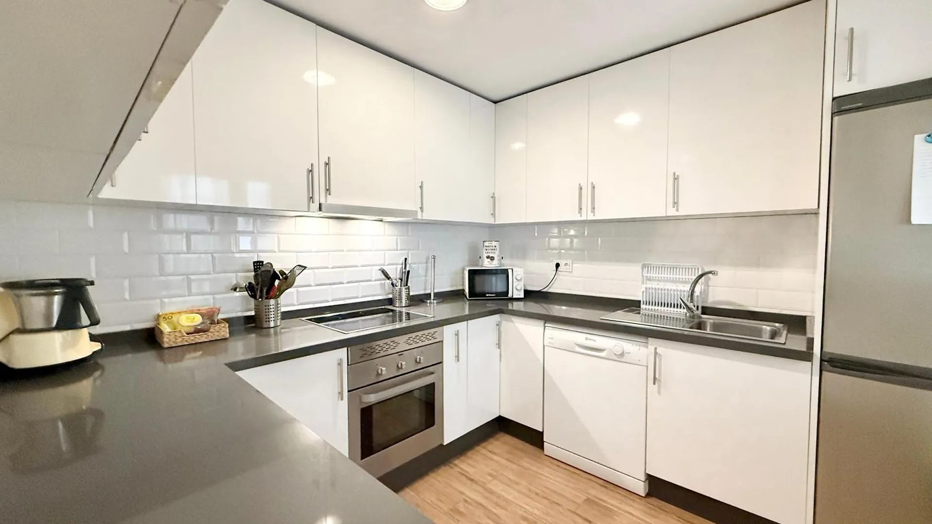 The City Center Marbella - Eaw Homes 公寓