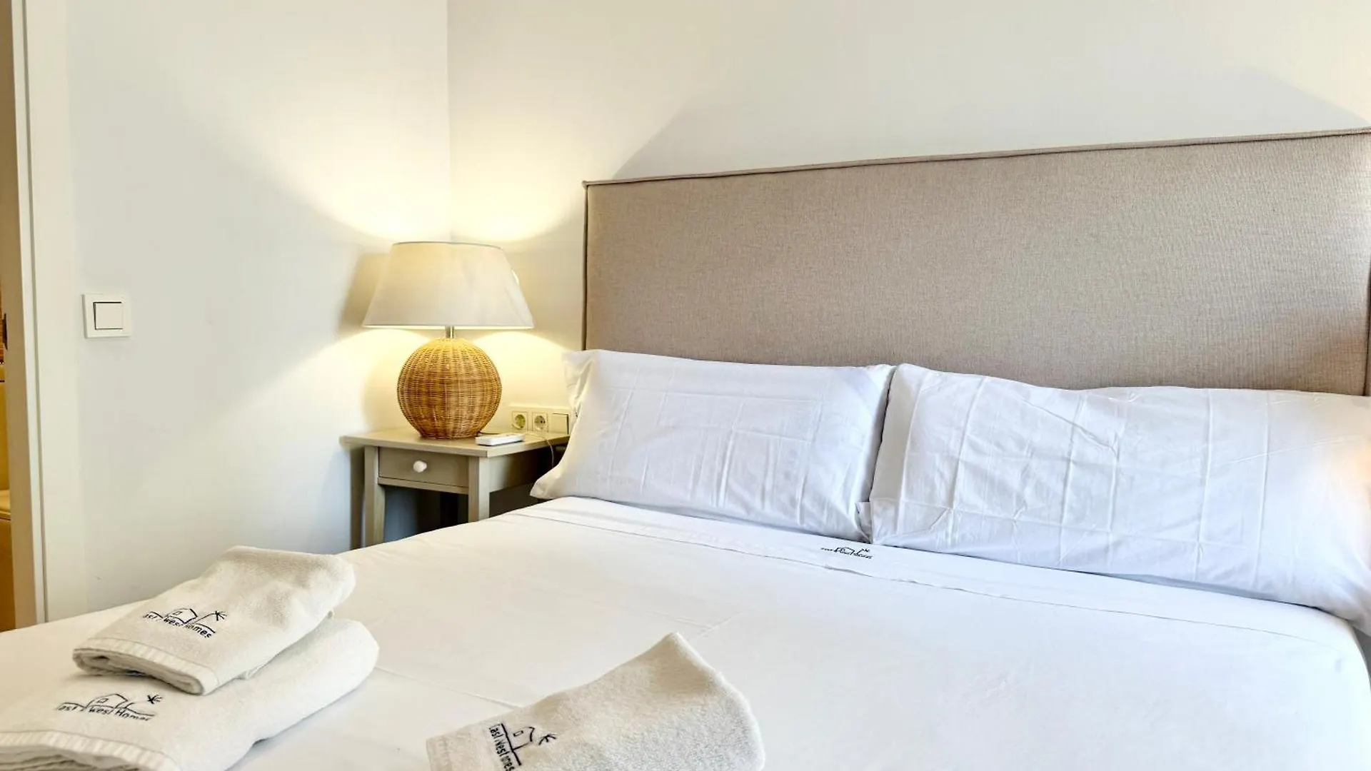 The City Center Marbella - Eaw Homes 0*,  西班牙